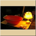 110609 35 Hall - Lampe und Wanne.jpg